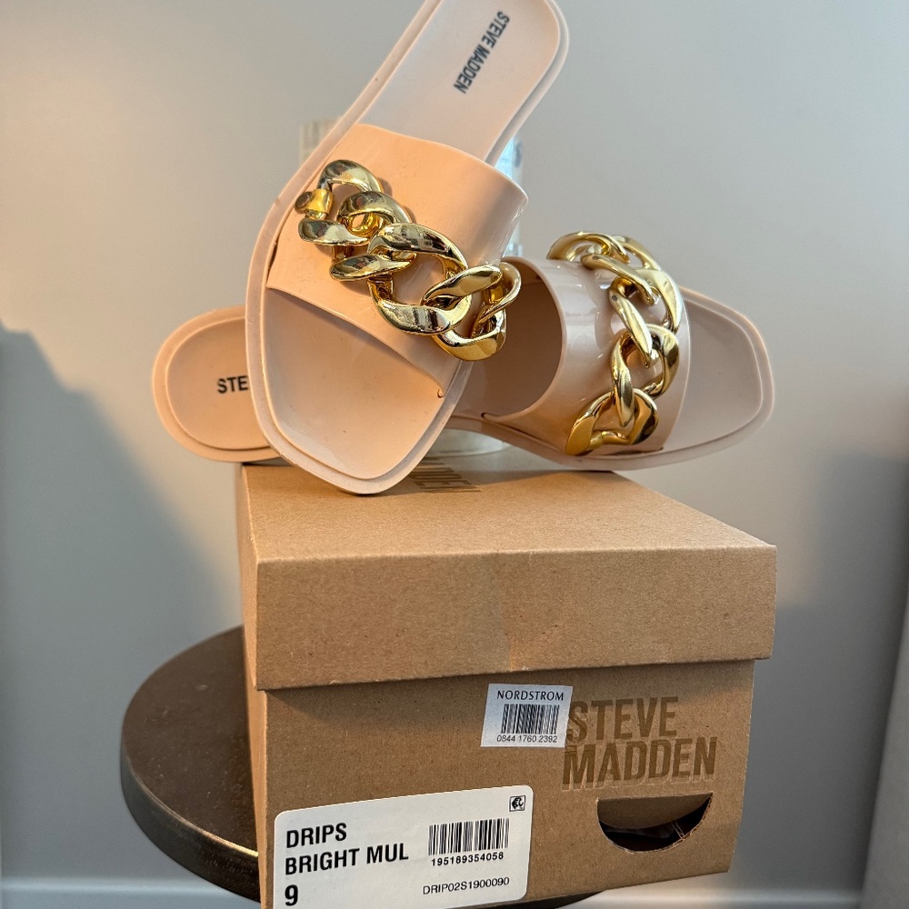Steve Madden DRIPS Chain Slide Sandals — Bright Nude/Gold — Size 9